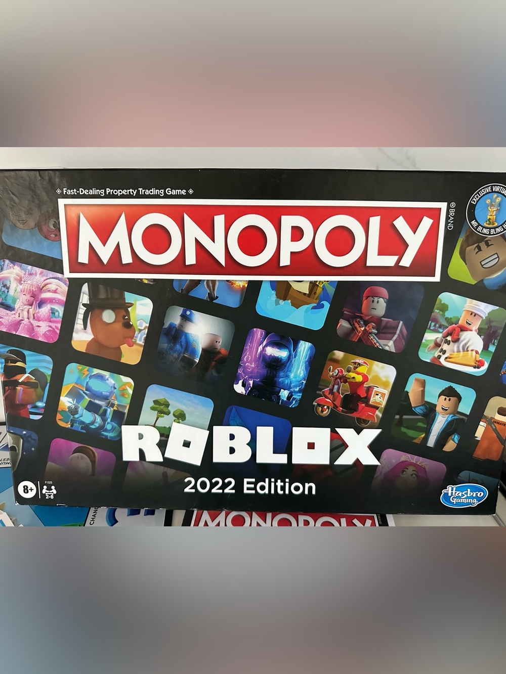 Hasbro Monopoly Roblox 2022 Edition - Black, Red, White, Blue